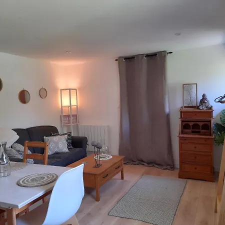 L'atelier De La Foret Apartment